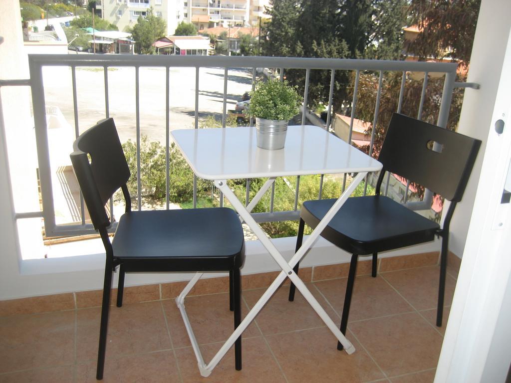 Lykavitos Apartments Нікосія Номер фото